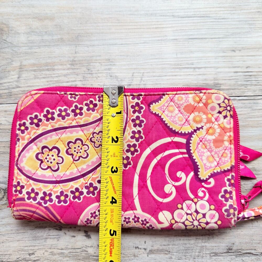 Vera Bradley Y2K Wristlet Raspberry Fizz Zip Around Wallet Pink Floral Paisley - Picture 8 of 11